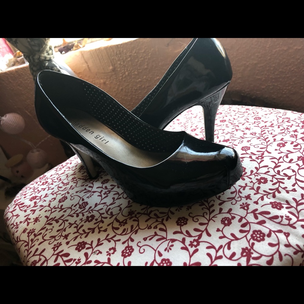 Black heels